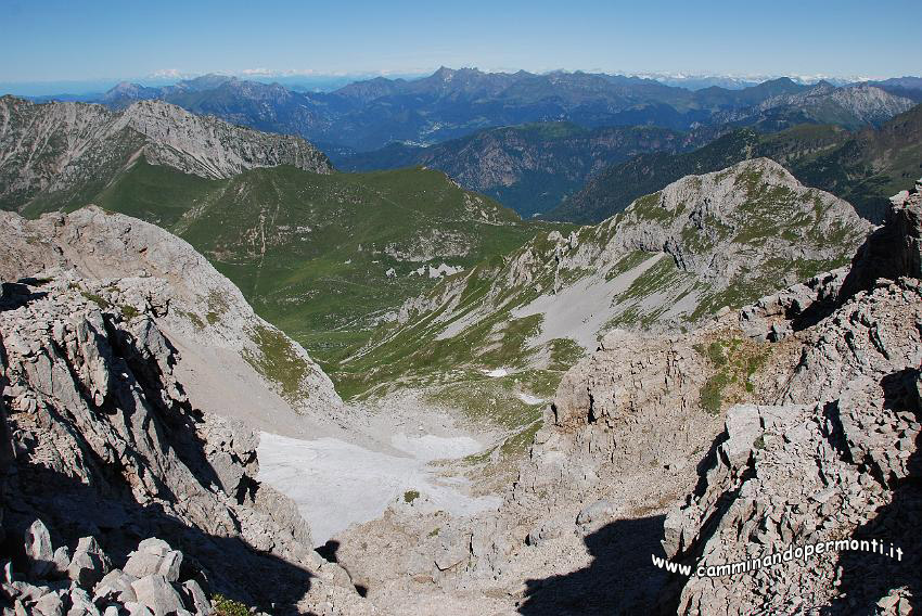09 07994 Panorama verso il Mandrone.jpg