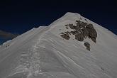 44 Salendo verso la Cima Menna