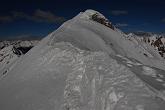 46 Salendo sulla cresta verso la Cima Menna 