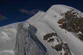 49 Salendo sulla cresta verso la Cima Menna