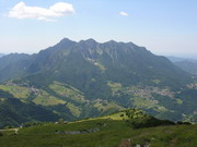 la conca dell'Alben, da sinistra Zambla Alta, Zambla Bassa, Oltre il Colle