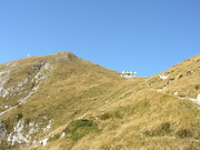 si intravede il Rifugio Palazzi m. 2002