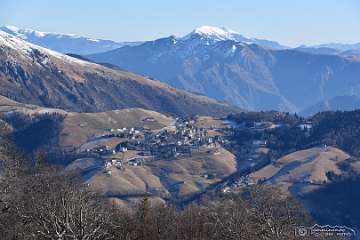 42: 42 Ai Faggi del Menna