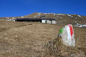 31: 31 Baita alta