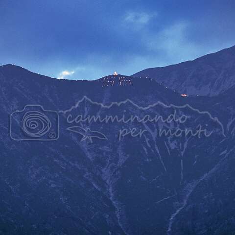 255476 Fiaccolata Menna