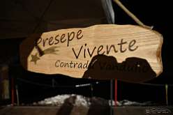 8: 009 Presepe Vivente nella Contrada Vandullo a Oltre il Colle