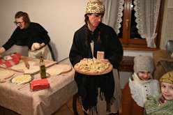 113: 118 Presepe Vivente nella Contrada Vandullo a Oltre il Colle